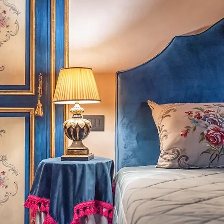 Bar Vitelli Charming