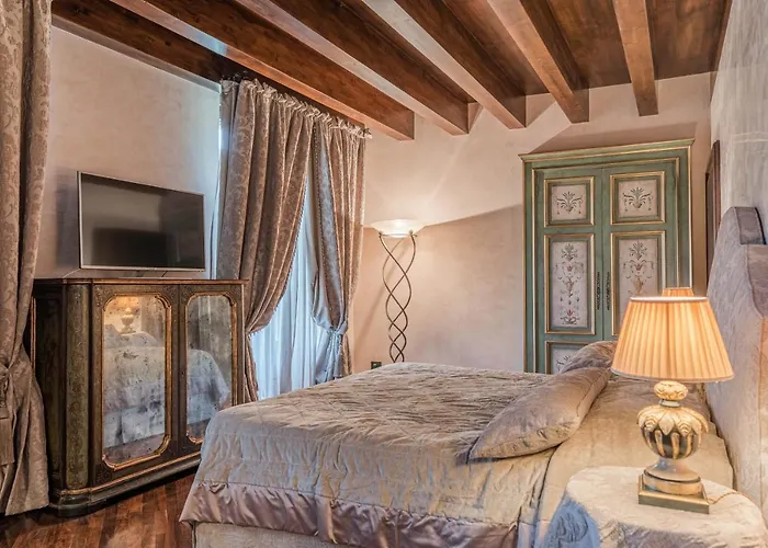 Konukevi Bar Vitelli Charming Savoca