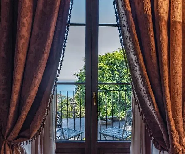 Konukevi Bar Vitelli Charming 4*