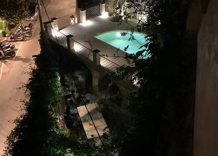 Bar Vitelli Charming Konukevi Savoca