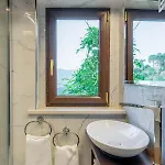 Bar Vitelli Charming 4*