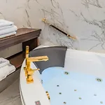 בית הארחה Bar Vitelli Charming סבוקה