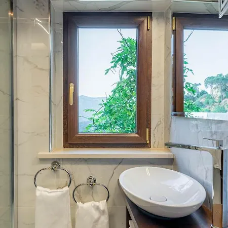 Bar Vitelli Charming 4*