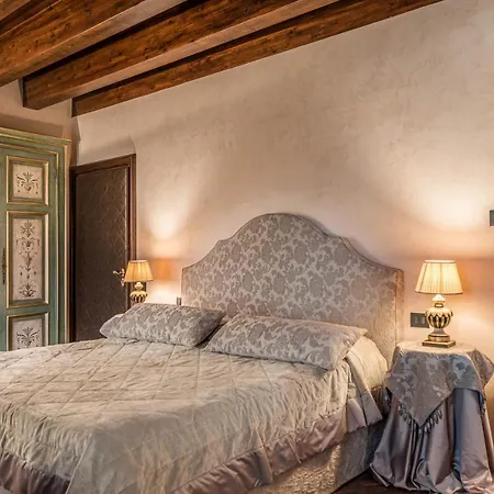 Гостевой дом Bar Vitelli Charming