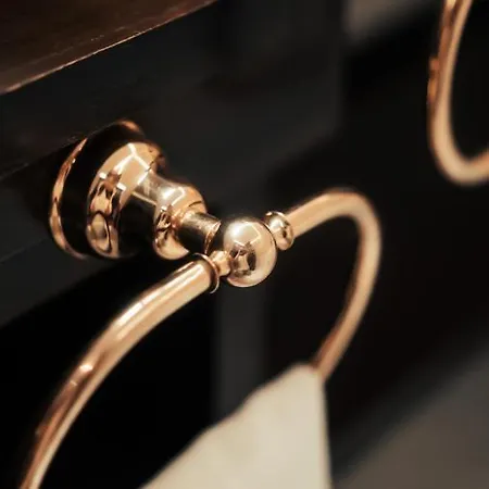 Bar Vitelli Charming 4* Савока